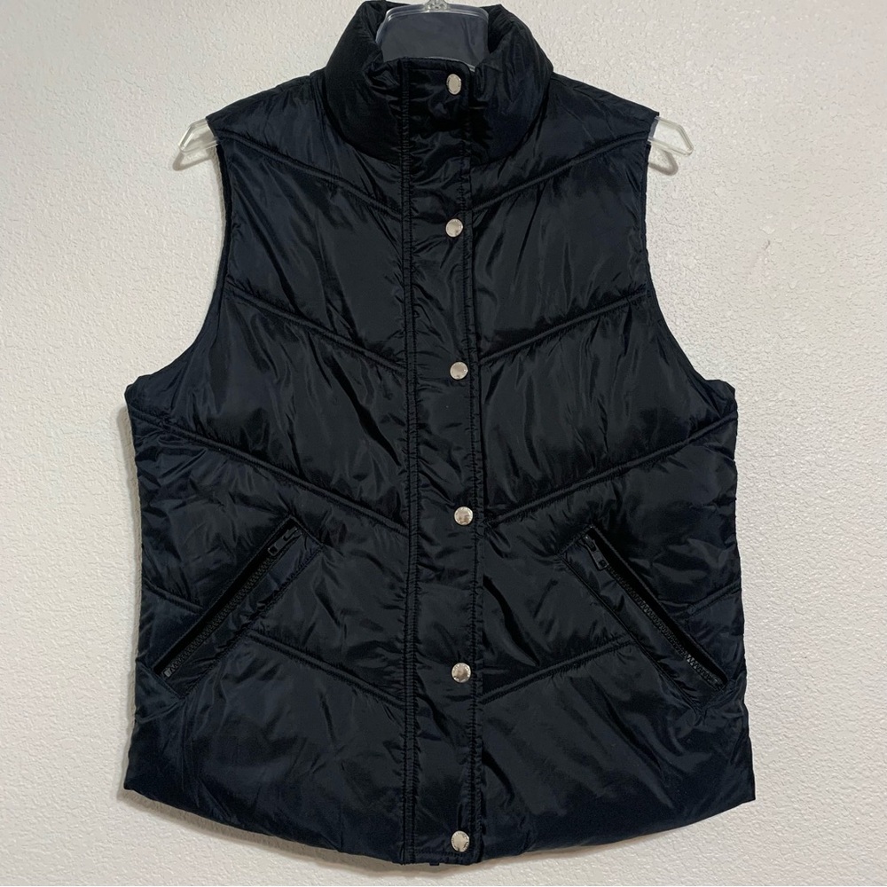American Eagle Outfitters Snap & Zip Up Puffer Vest Black Velvet Trim Medium